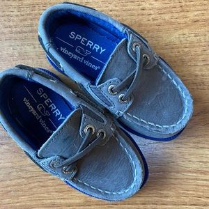 VINEYARD VINES x SPERRY Boat Shoes